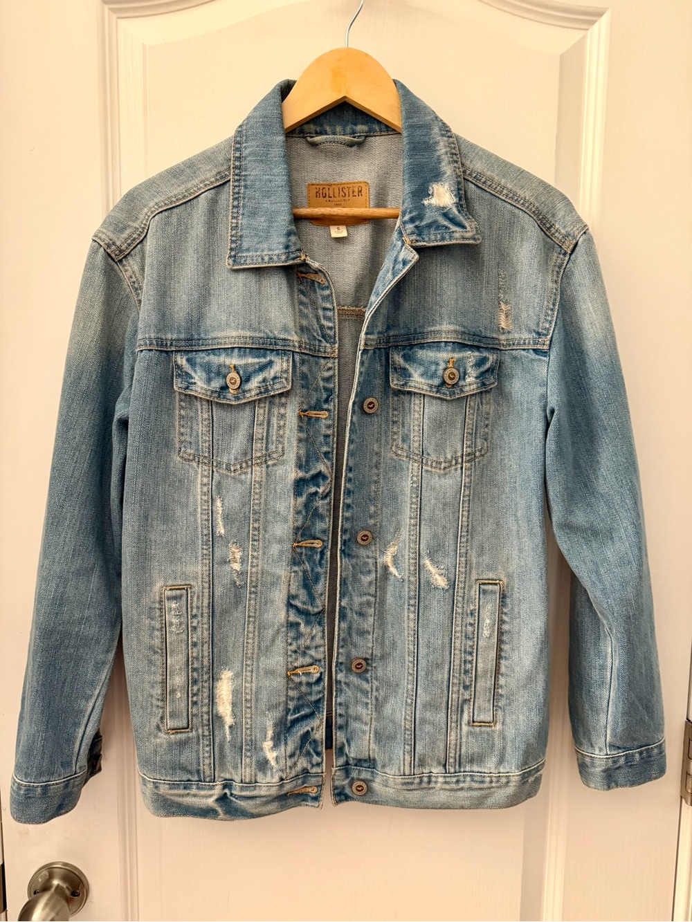 Hollister Women’s Distressed Denim Jacket